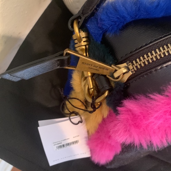 Kurt Geiger London Kensington Large Leather & Faux Fur Camera Bag - Picture 9 of 16